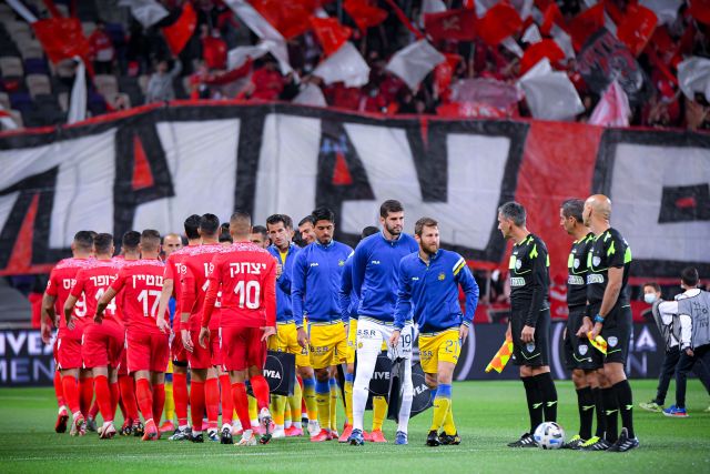 This image has an empty alt attribute; its file name is 1038693