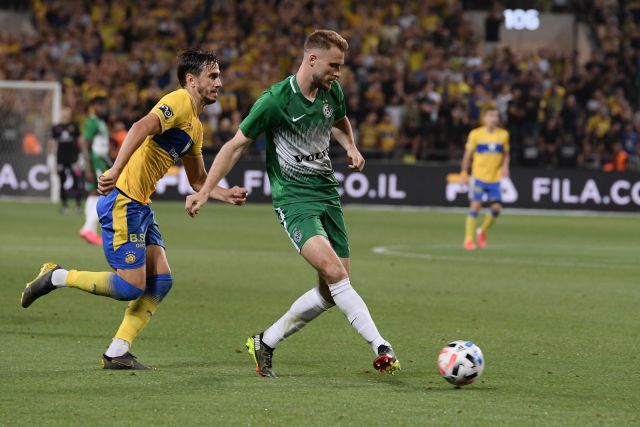 This image has an empty alt attribute; its file name is 1047488