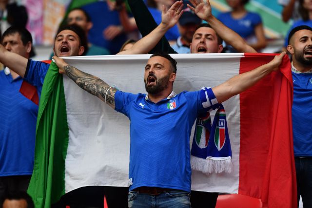 This image has an empty alt attribute; its file name is 1054814