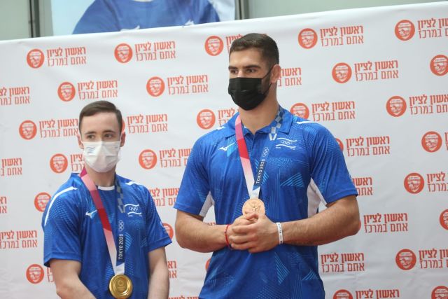 ארטיום דולגופיאט, פיטר פלצ'יק