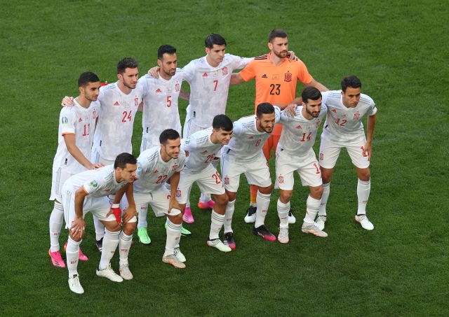 This image has an empty alt attribute; its file name is 1055062