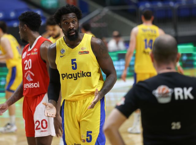 אותלו האנטר