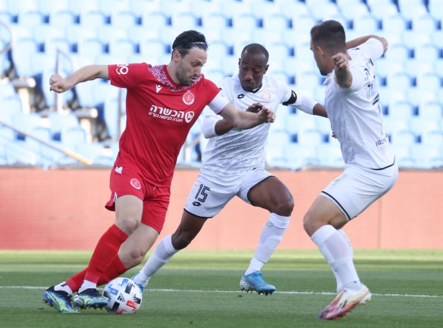 This image has an empty alt attribute; its file name is 1040286