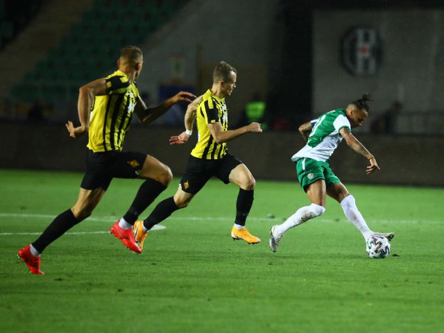 This image has an empty alt attribute; its file name is 1056878