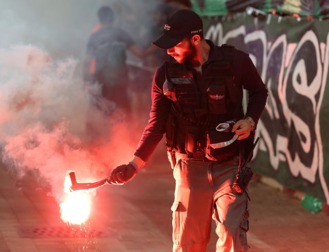 This image has an empty alt attribute; its file name is 1045034