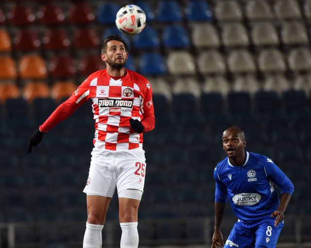 This image has an empty alt attribute; its file name is 1023431