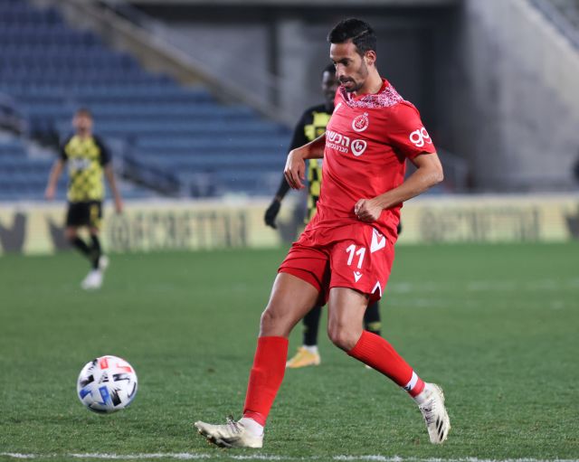 This image has an empty alt attribute; its file name is 1028644