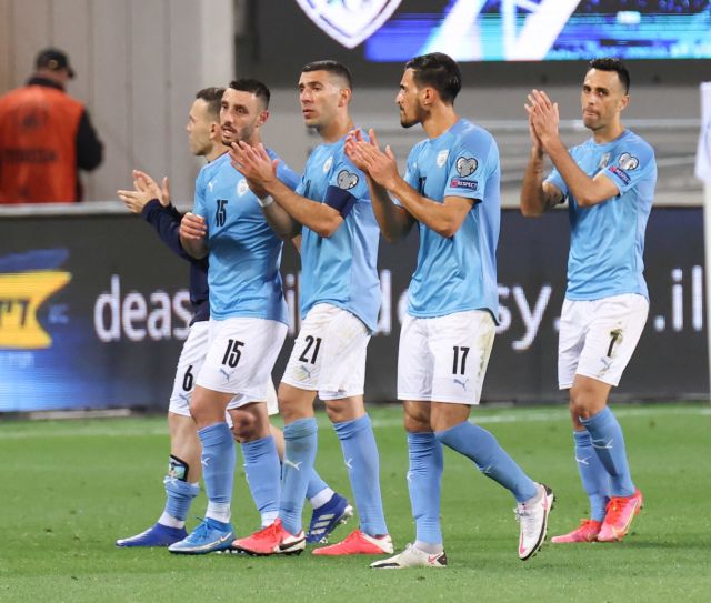 שחקני נבחרת ישראל מודים לקהל