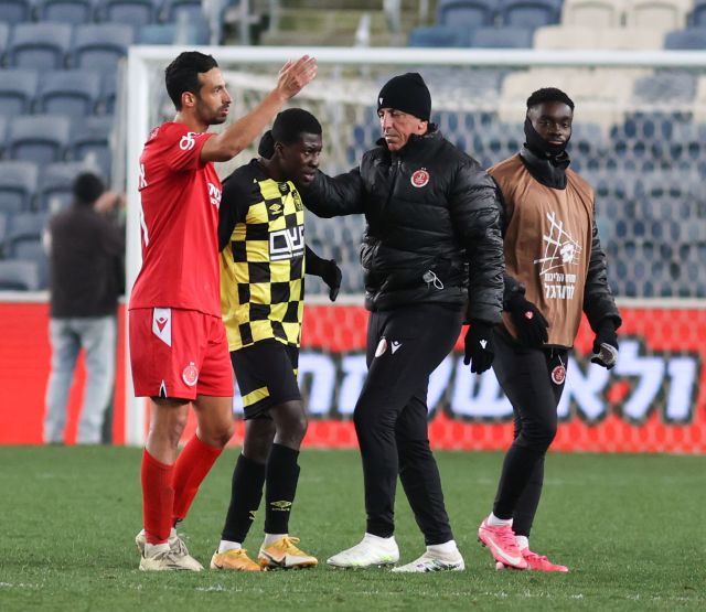 הפועל תל אביב: שחקני הקבוצה יעברו בדיקת קורונה בגלל ...