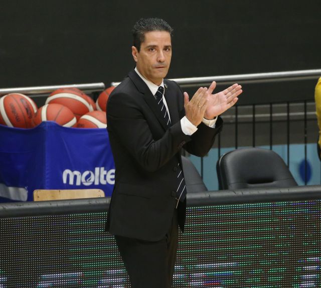 This image has an empty alt attribute; its file name is 1025511