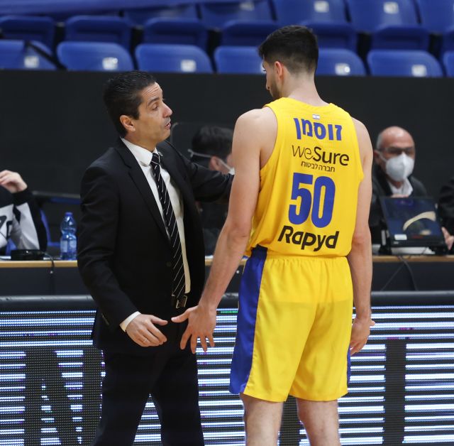 יאניס ספרופולוס, יובל זוסמן