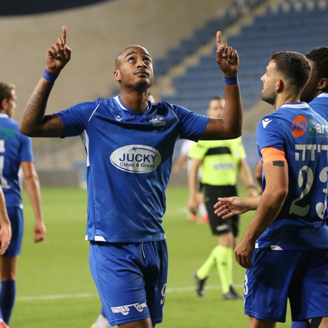 אור אינברום חוגג