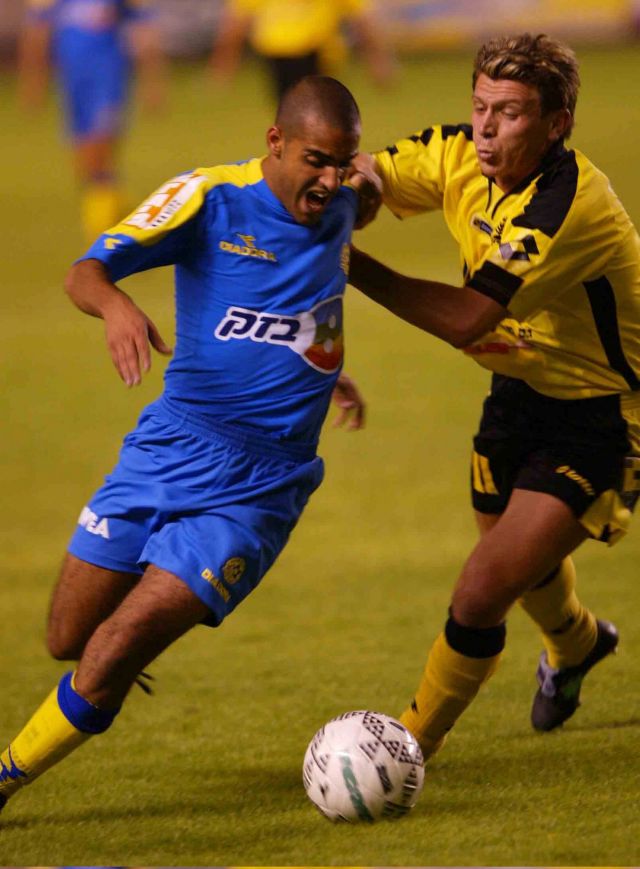 ז'אן טלסניקוב, ראובן עובד