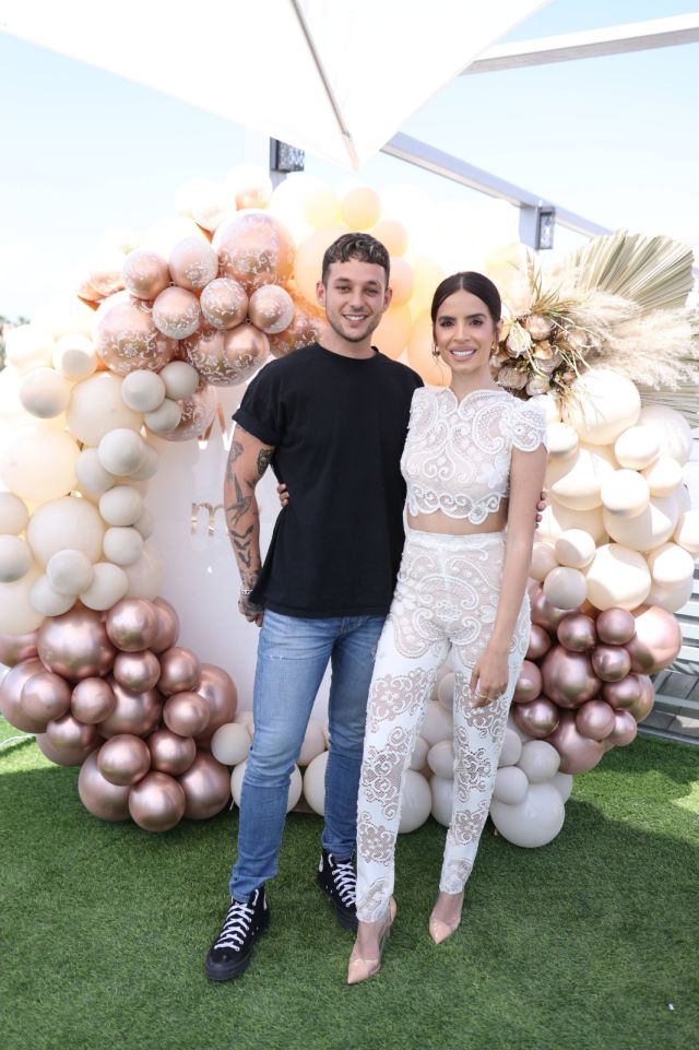 לונא מנסור, ישראל אוגלבו