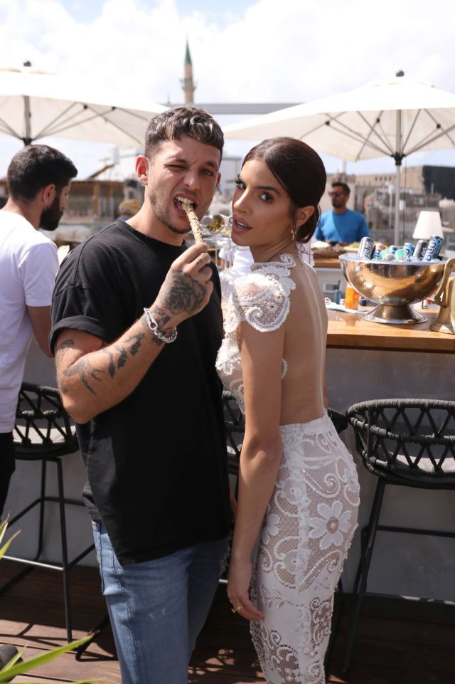 לונא מנסור, ישראל אוגלבו