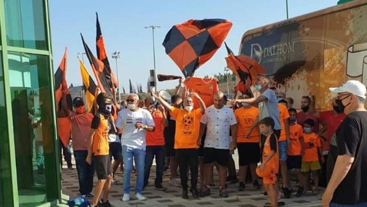 אוהדי סקציה נס ציונה באימון