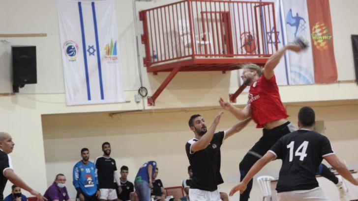 המפגש בין אשדוד לרמת השרון בחצי גמר גביע ווינר שופטים נדחה