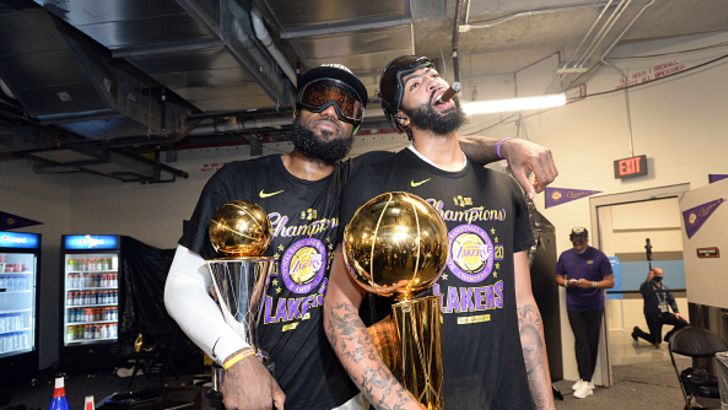 אנתוני דייויס, לברון ג'יימס