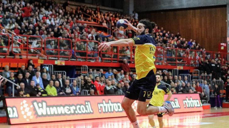 שרון שלם ממכבי ראשון לציון