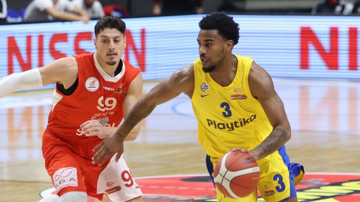 כריס ג'ונס, יפתח זיו