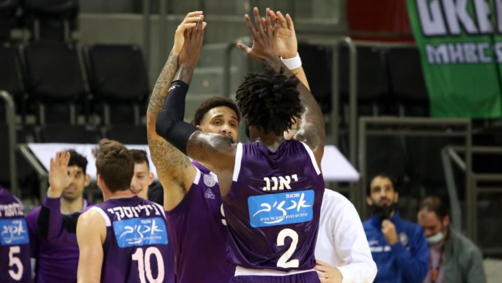 שחקני נהריה