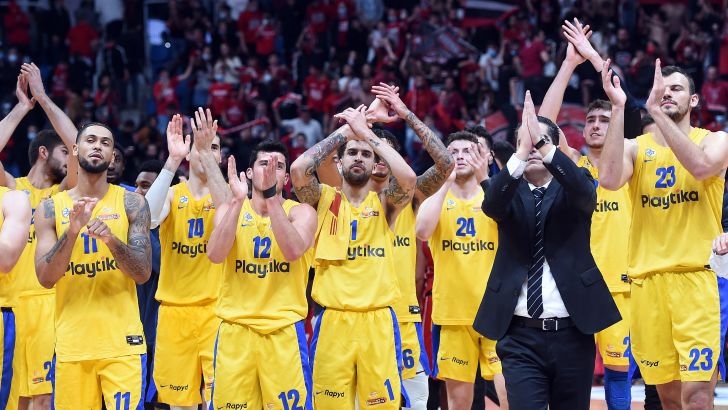 מכבי תל אביב חוגגת בארנה