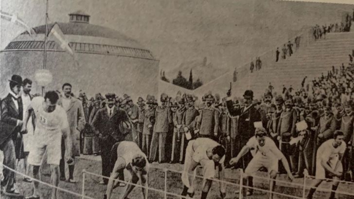 תום בארק, שני משמאל בזינוק הנמוך