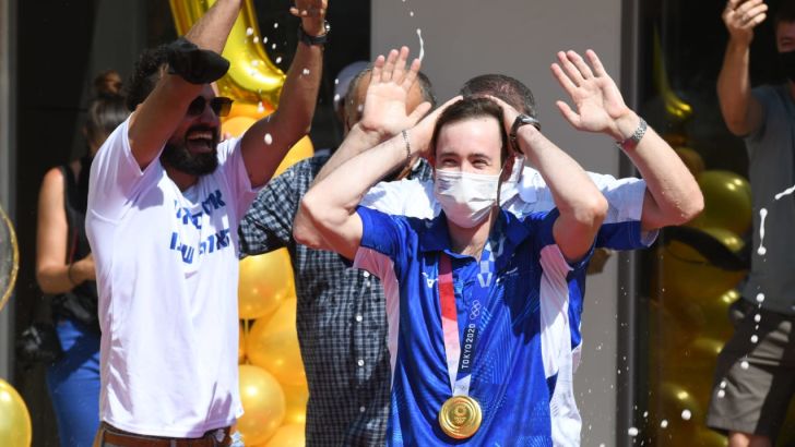 ארטיום דולגופיאט