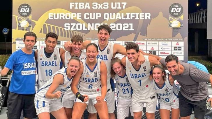 נבחרת הגברים והנשים