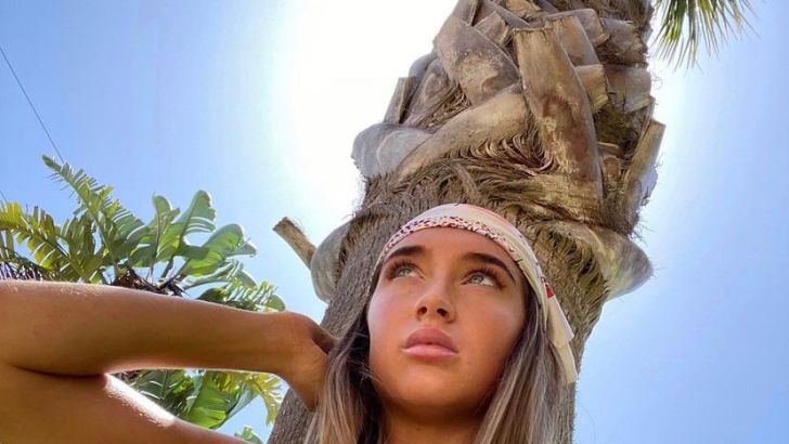 אליסיה סקולס