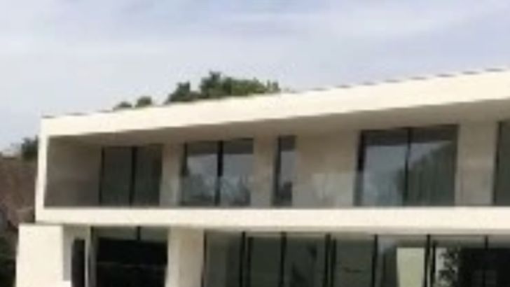 הבית המפואר של דה בריינה