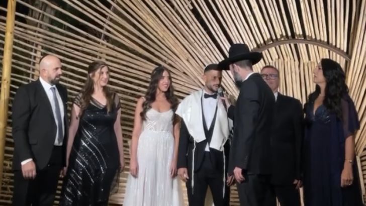 יובל אשכנזי, עדי אהרון