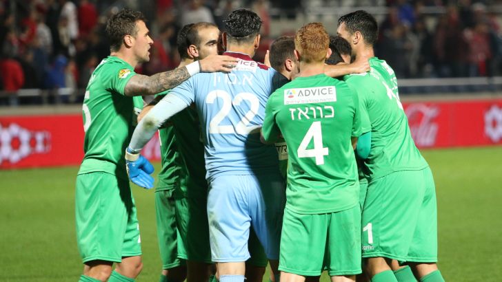 שחקני כפס חוגגים בבלומפילד. והפעם?