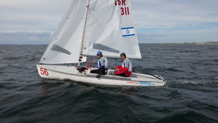 דניאל ממן וגיל כהן. מתרחקות משיוט המדליות