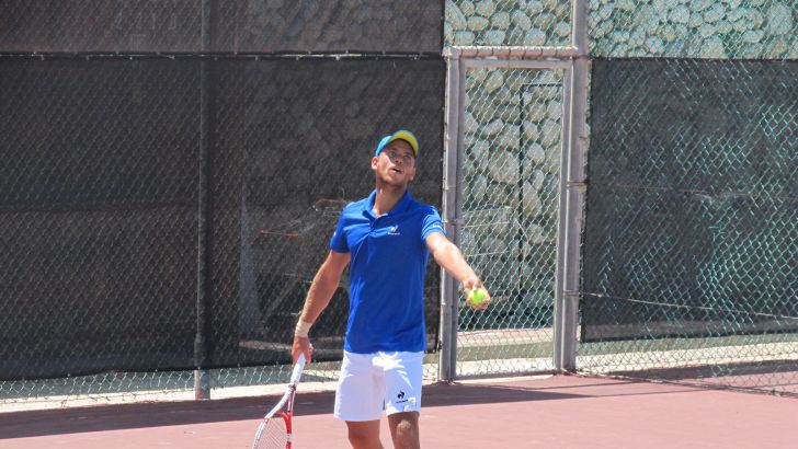 בוצר. הדיח יריב בריטי בדרך לשלב הבא