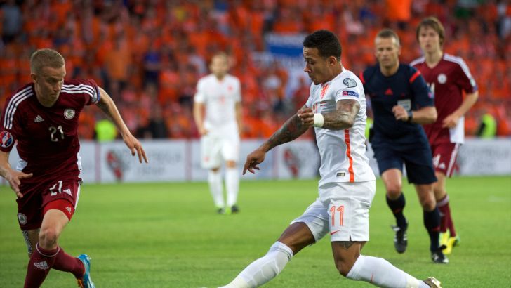 דפאיי בלטביה. ניצחון חשוב להולנדים