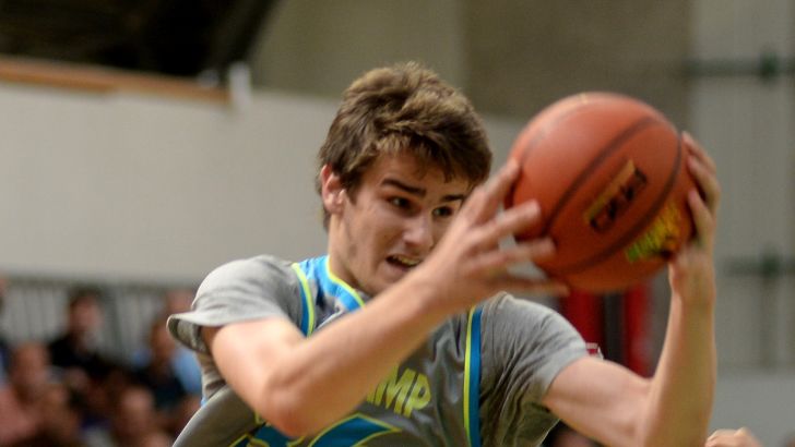 בנדר. קופץ לליגה של הגדולים