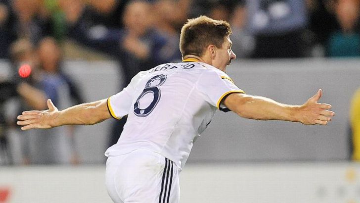 ג'רארד חוגג בבכורה