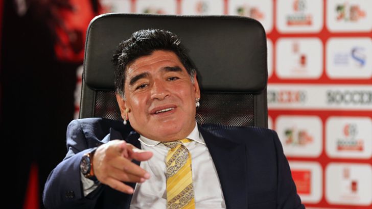 מראדונה. מאוהב בעצמו