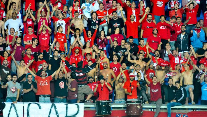 אוהדי ביתר טוענים שאוהדי הפועל עשו זאת