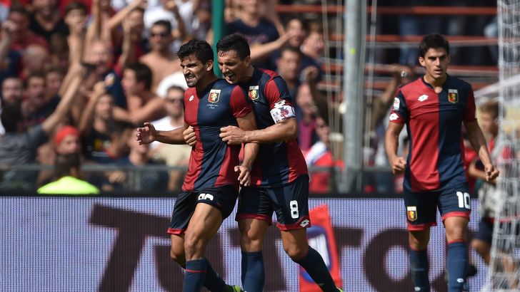 שחקני גנואה חוגגים. מילאן חזרה לפשל