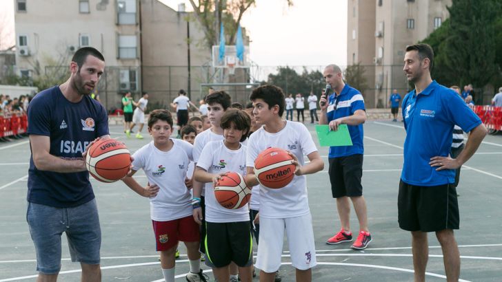 יבזורי. מחליף את ריח הפרות באדי הדלק