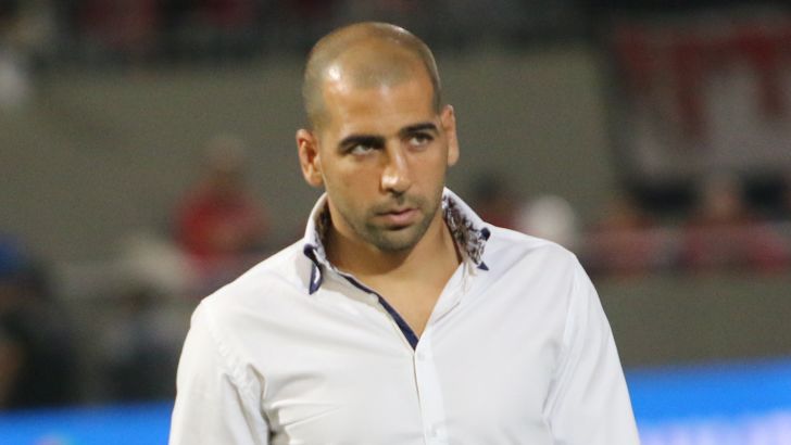 בן חיים. ממעט לשחק