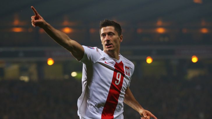 לבנדובסקי. בפולין מייחלים ליום