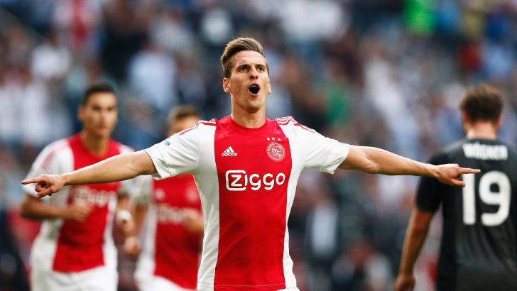 מיליק חוגג. לא התבלבל מהנקודה הלבנה