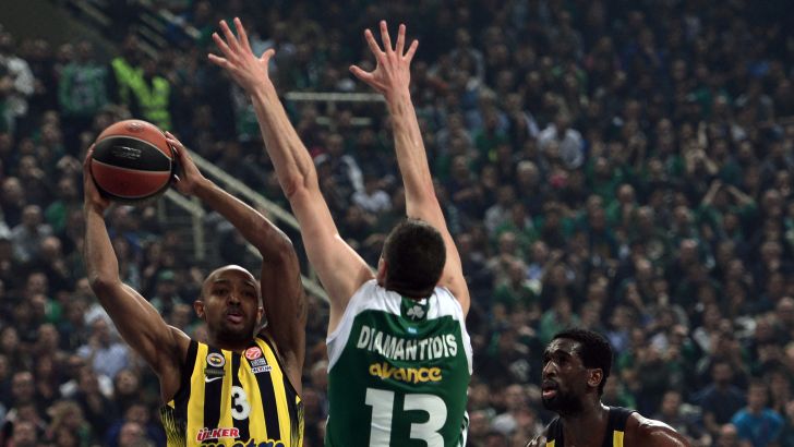 היקמן בפעולה. הפסד ראשון בטופ 16