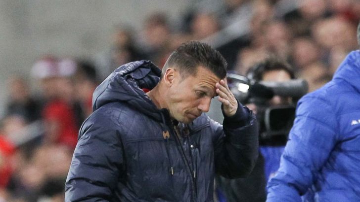 בכר שובר את הראש. יסתדר עם עוזרו?