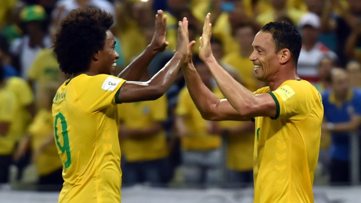 וויליאן ואוליביירה חוגגים חזרה לעניינים