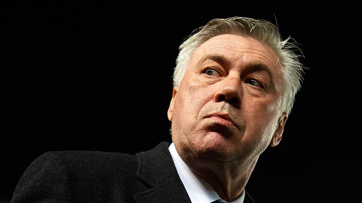 באנגליה התנאים האידיאליים לכדורגל. אנצ'לוטי