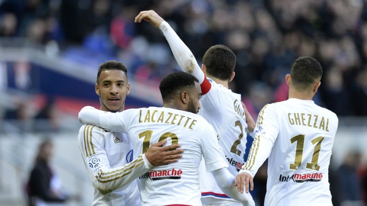 הלבנים חוגגים